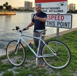 Meet your Posher, Juancho